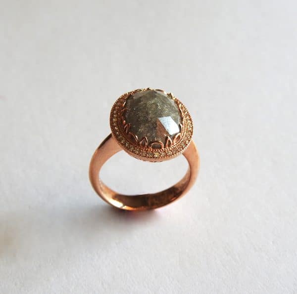 انگشتر نقره سنگ اوپال، دارای روکش آبکاری طلا